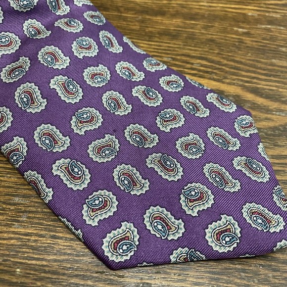 Christian Dior Italy Mens Neck Tie Silk Purple Paisley - Picture 2 of 4